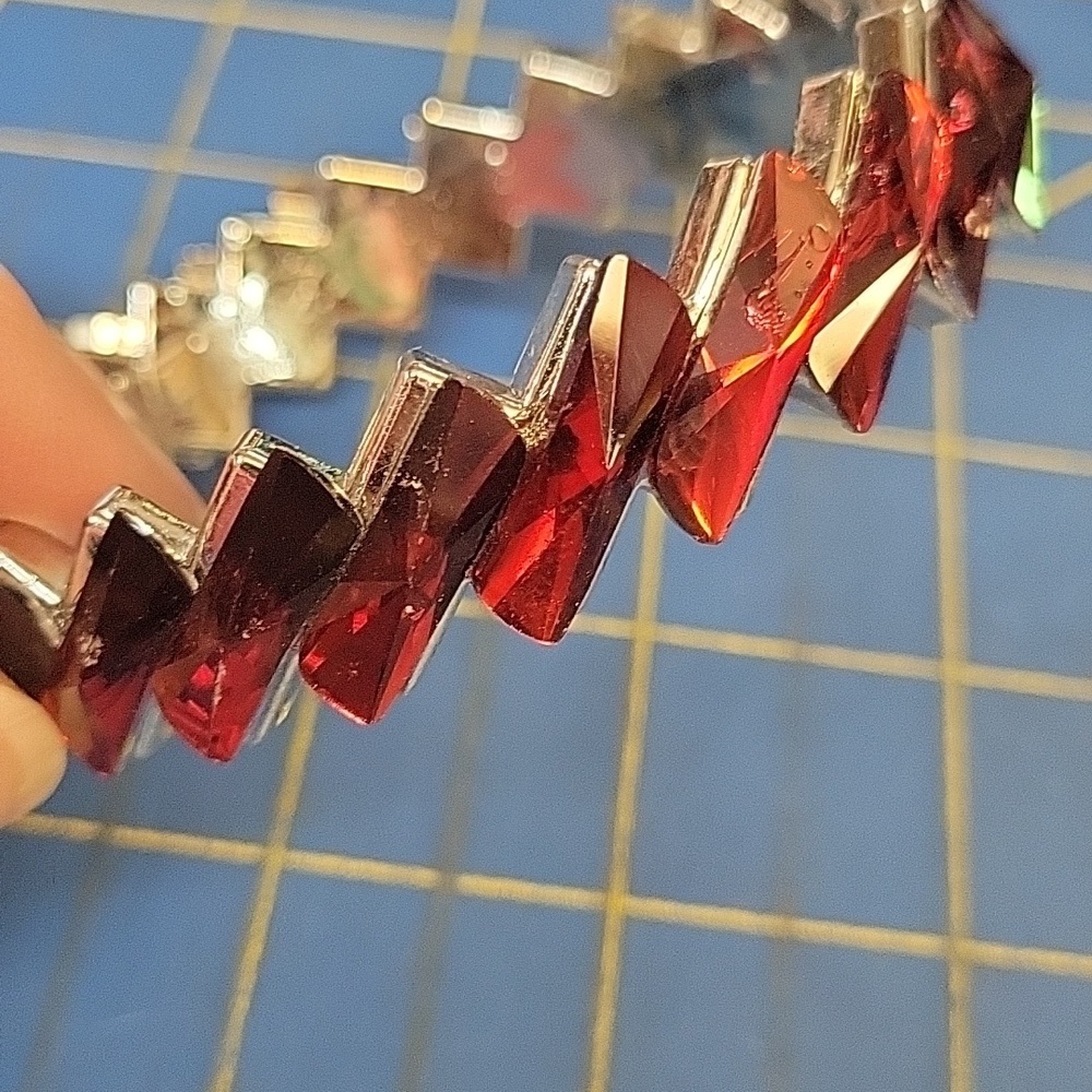 Red Stone Silver Plastic Wearable Bracelet New